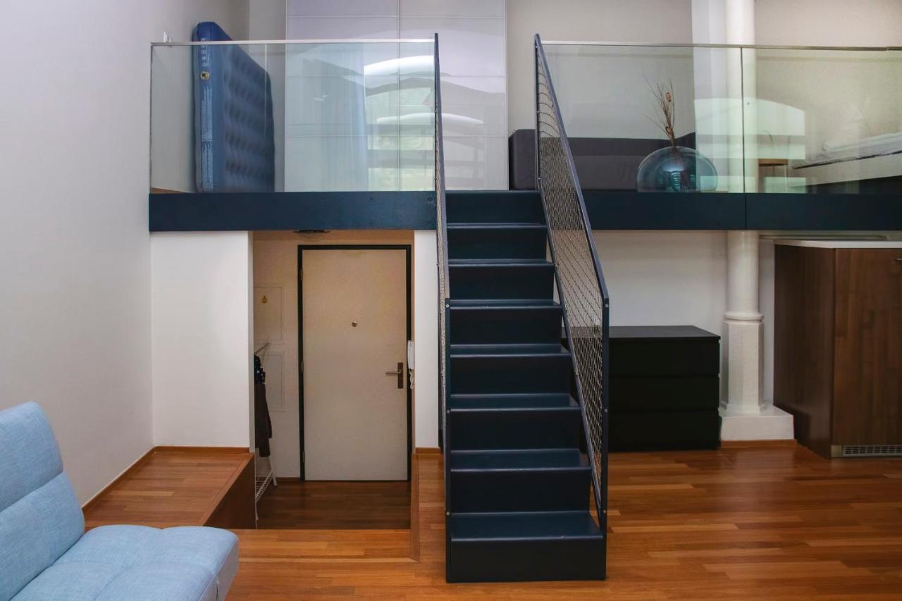 Modern Apartment With Terrace And Air Conditioning Πράγα Εξωτερικό φωτογραφία